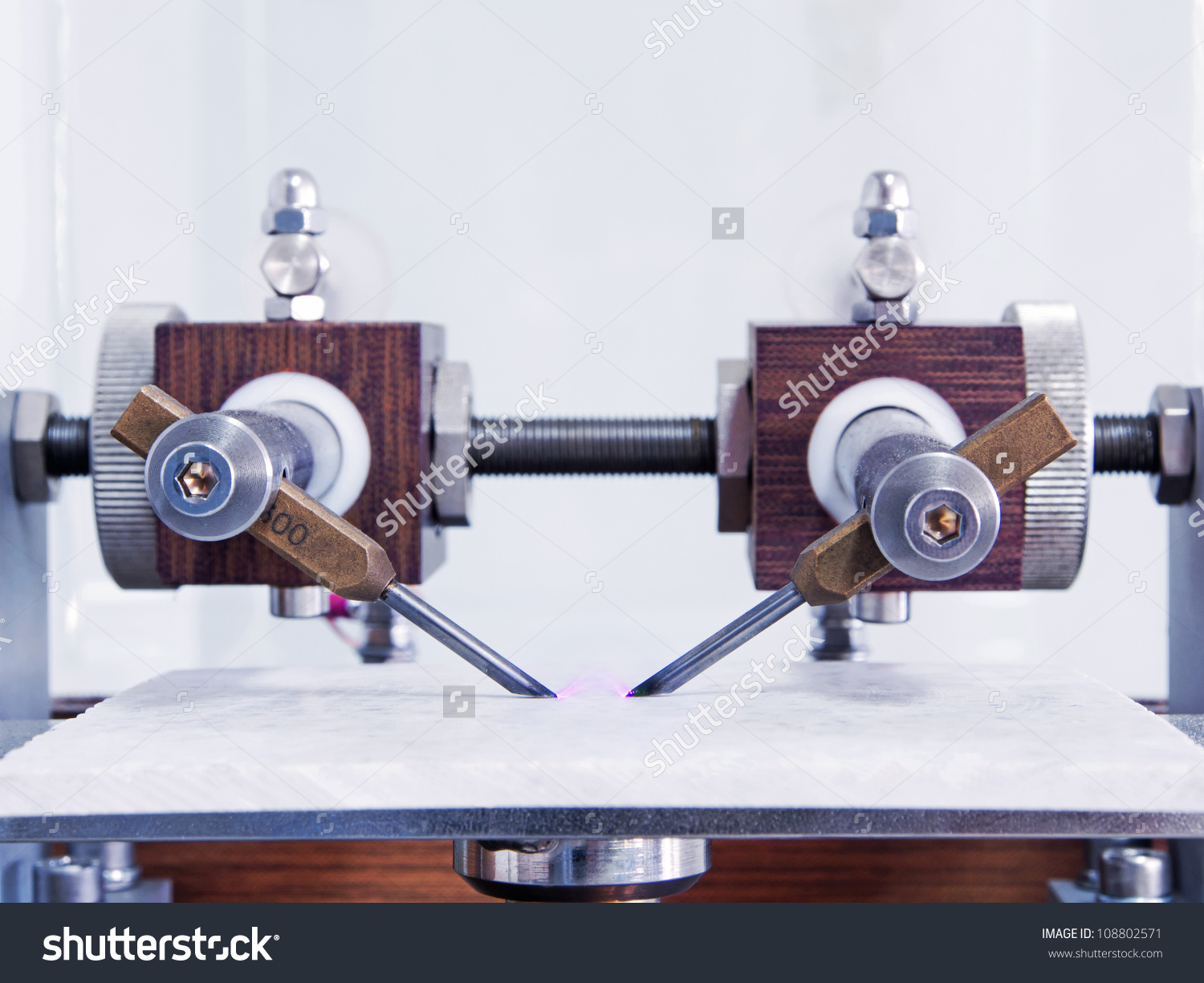 stockphotoarcresistancetestinphysiclaboratory108802571